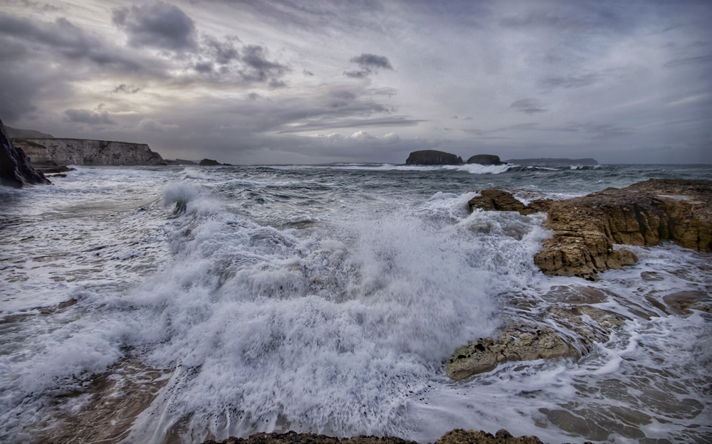 Windy day by maranatha Windy day