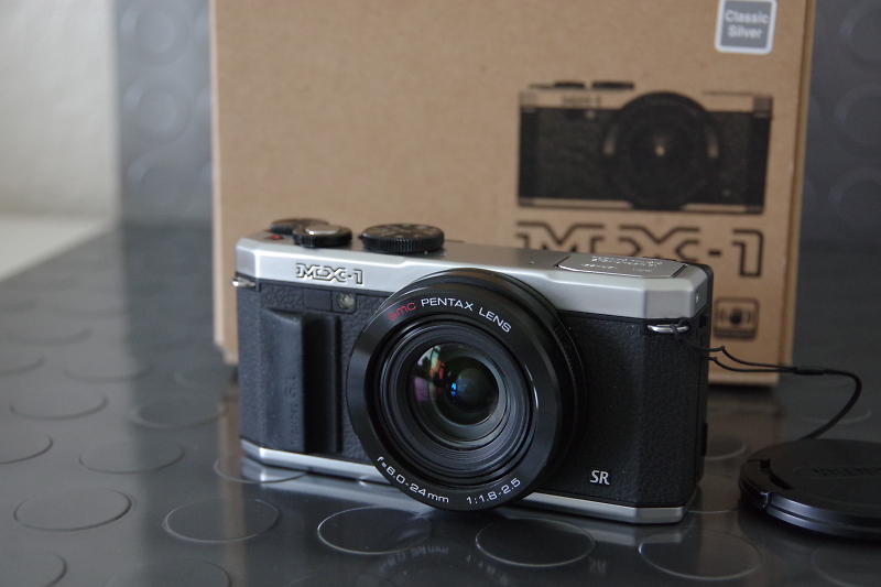 FS : Pentax MX-1 Digital camera boxed excellent condition.