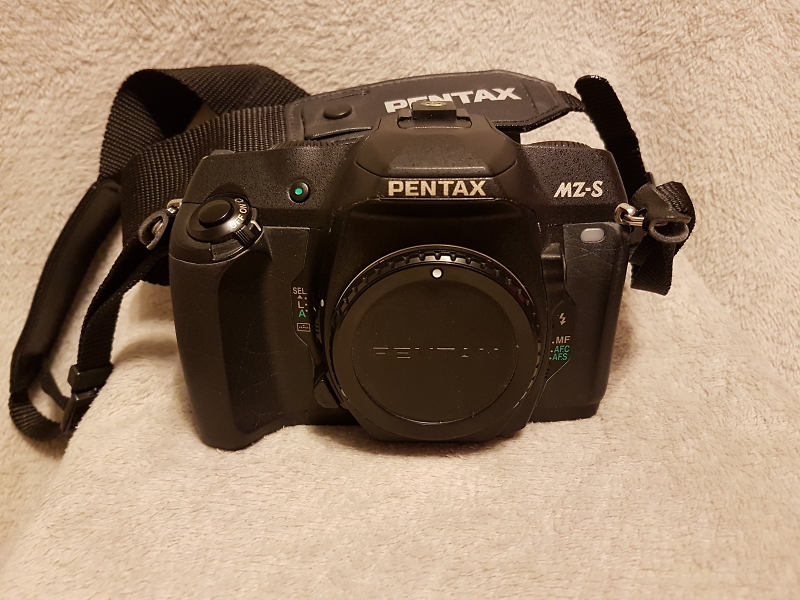 Pentax MZS 35mm SLR Pentax User