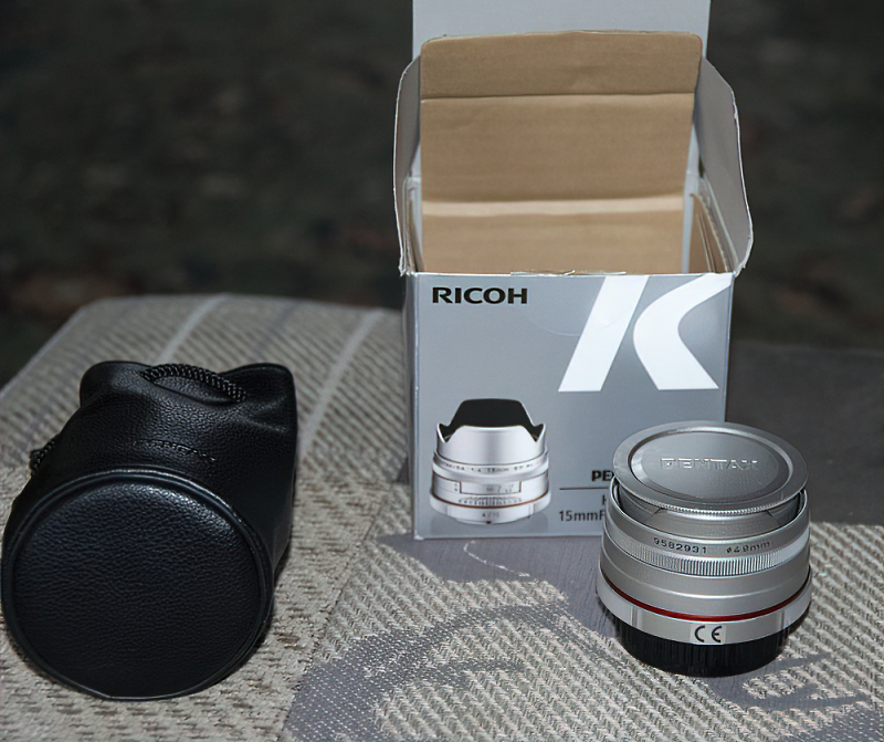 Pentax HD PENTAX-DA 15mm F4 ED AL Limited Lens - Silver