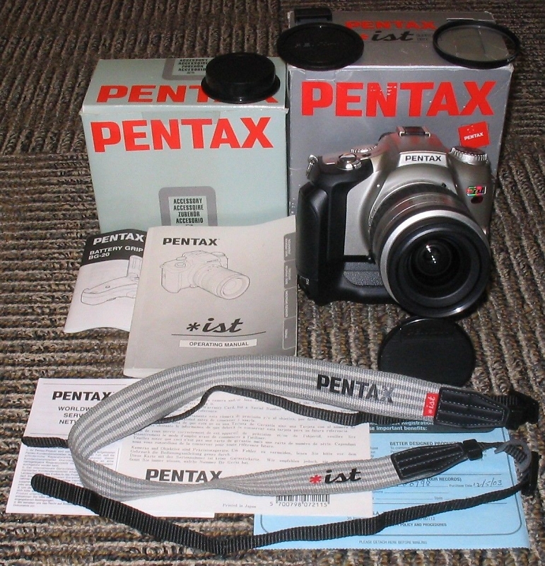 F.S. Rare Pentax *ist film camera with battery grip & FA 2880 Pentax