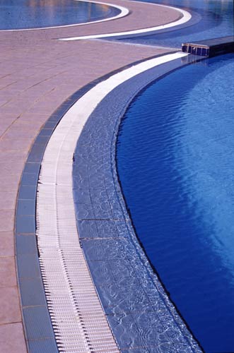 Poolside Curves