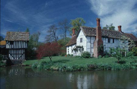 Lower Broekhampton Court