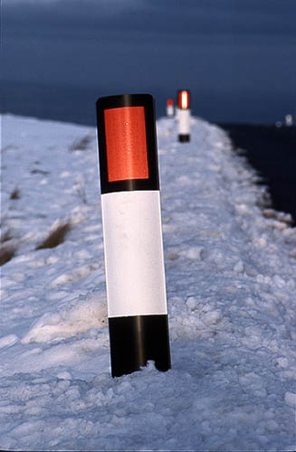 Road marker