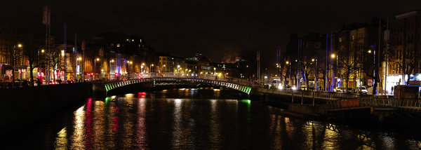 Ha'penny Bridge  Dublin