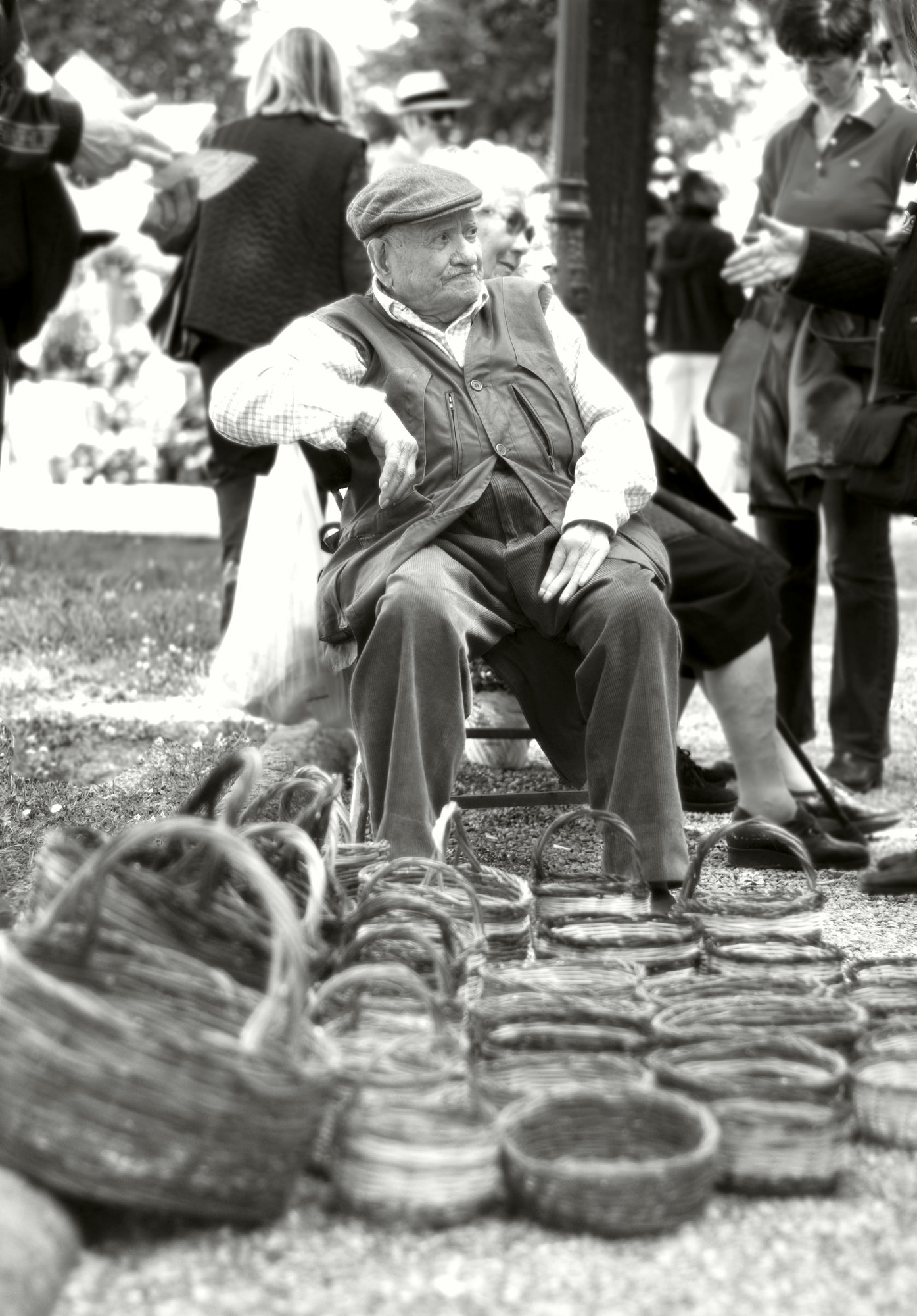 Basket Seller