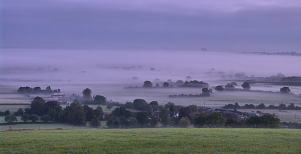 early morning mist over swindon