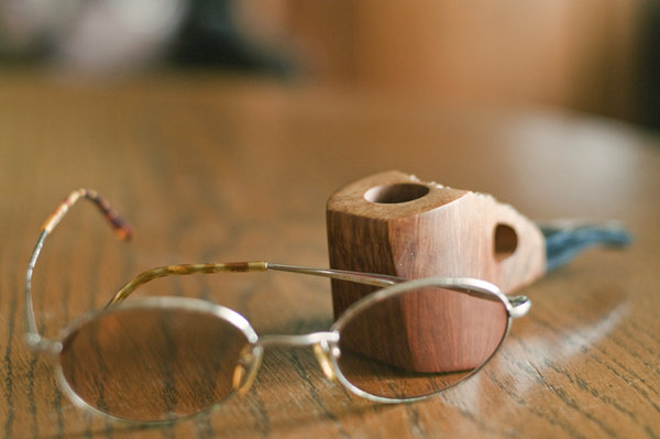 pipe and eye glasses
