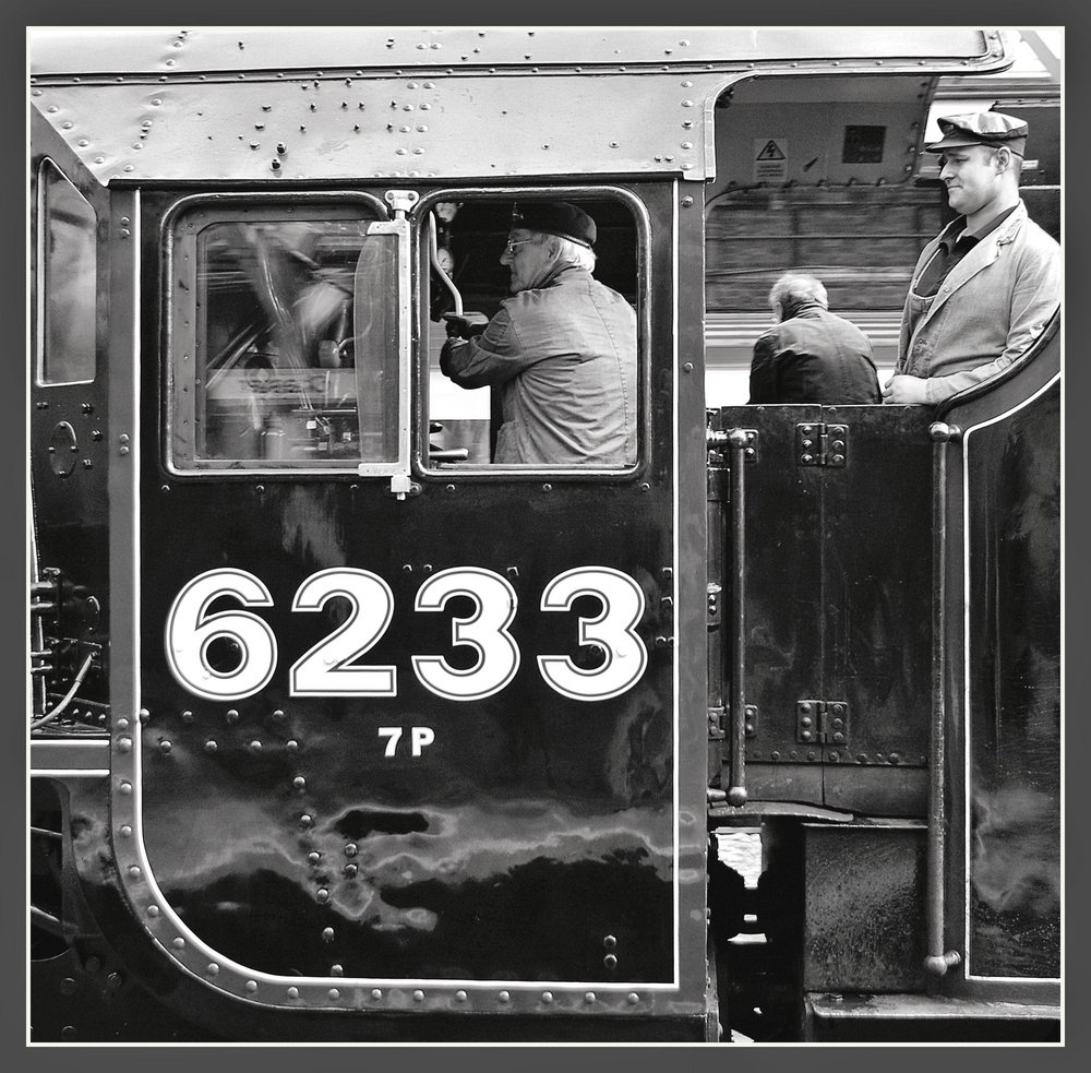 6233 Departs