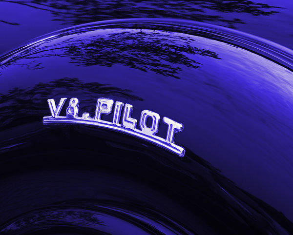 V8 Pilot