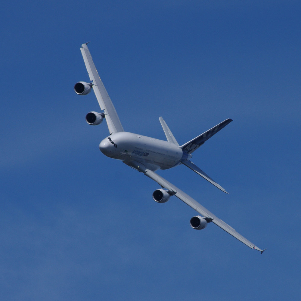 A380 above Farnborough 2010