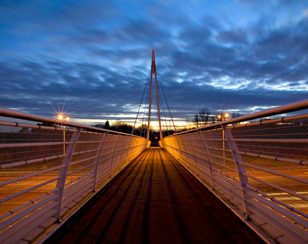 Pedestrian bridge to Sale Water Park