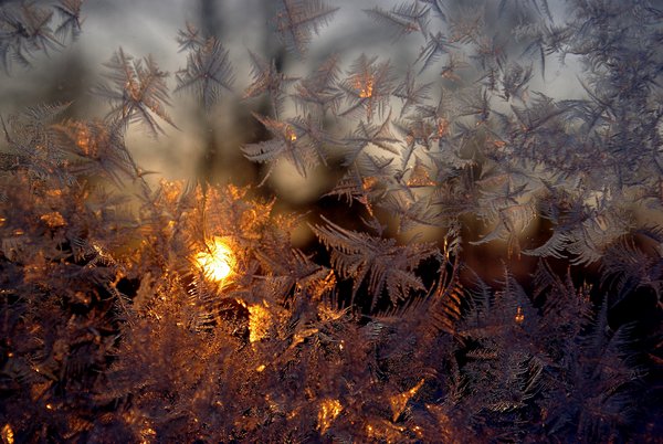 Ice figures in a short daylight and -30 degrees C