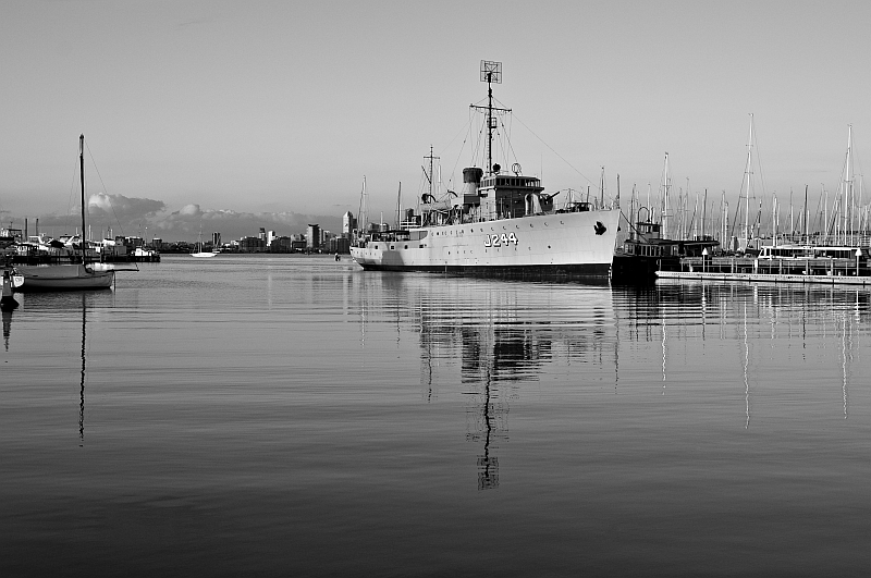 HMAS Castlemaine