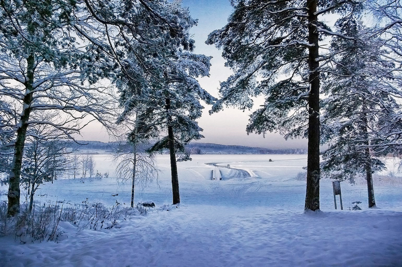 HDR -- Lake Palokka, Finland (Shortest day of the year)