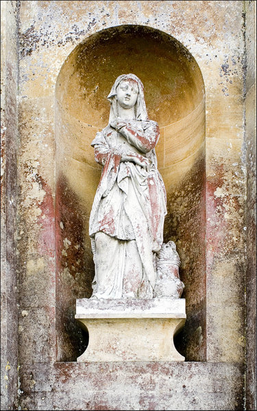 Statue