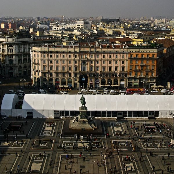 plaza duomo ---milan