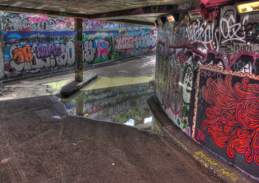 HDR Graffiti Tunnell