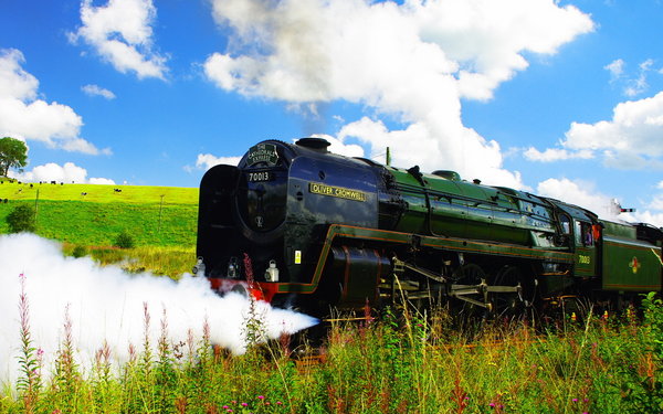 BR Class 7MT 4-6-2 no 70013 Oliver Cromwell
