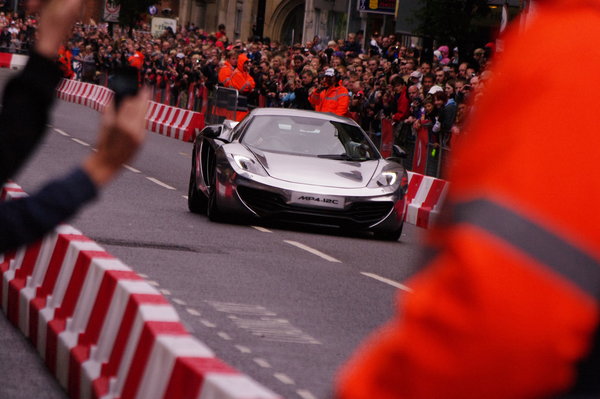 Jensen Button burning up the streets of Manchester 29 08 11