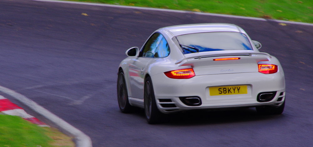 911 at cadwell park