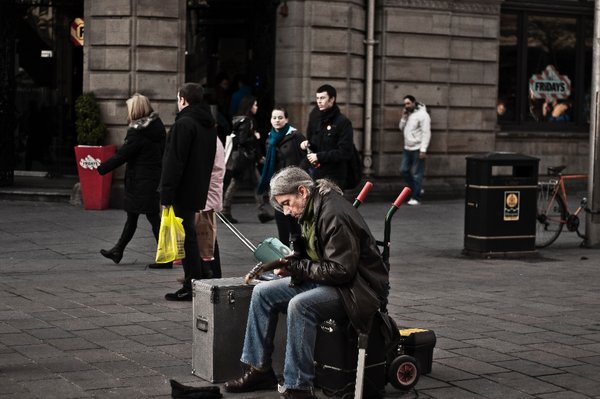 playing 'The Apache' on Buchanan Street