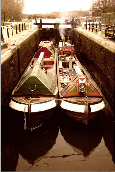 Motor & Butty in lock