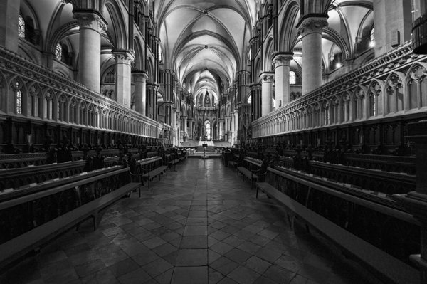 B&W Canterbury Cathedral