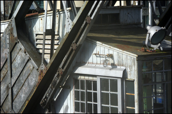 Harbourside Crane