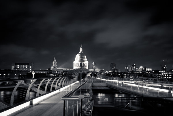 St Pauls from the Millenium Bridge