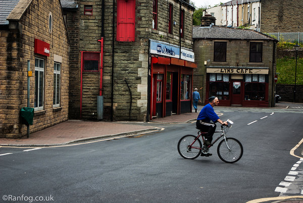 LYNS CAFE
