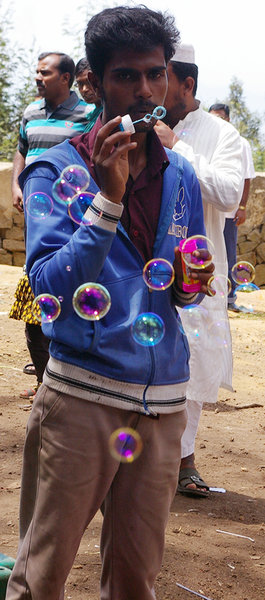 Bubble maker