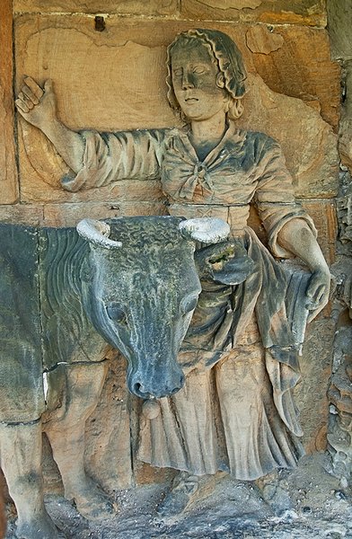 Dun Cow Detail