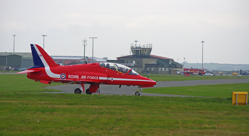 Red Arrow waiting