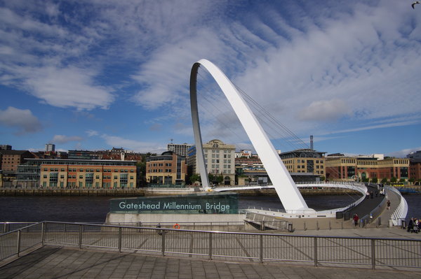 Millenium Bridge.
