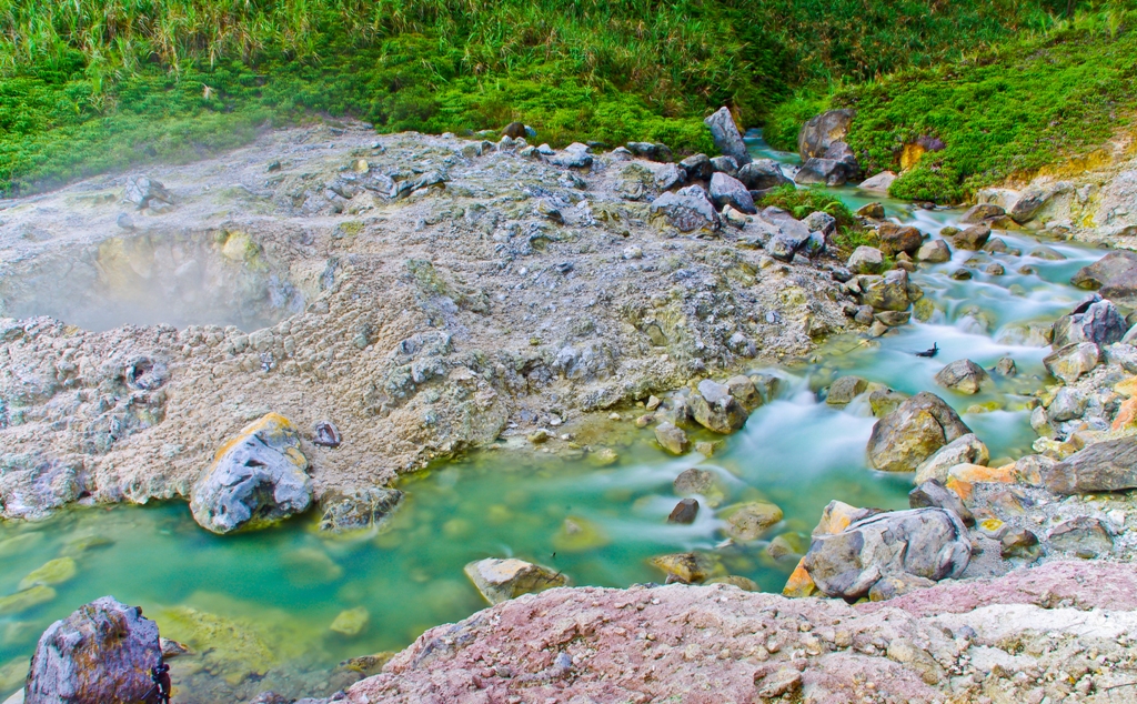 Sulfurous River, Minahasa