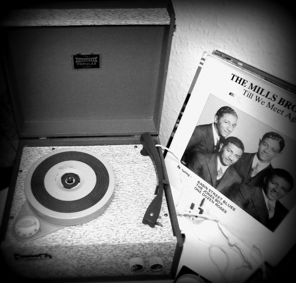 I'm feeling in a Retro mood!!