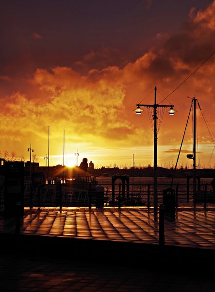 Sunset at Gunwharf Keys