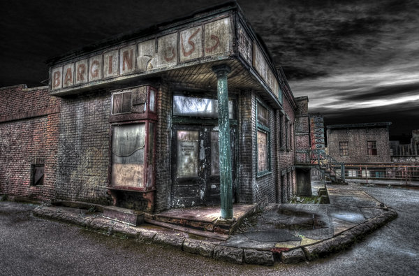 The Drug store is closed...