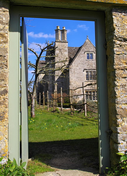'Through the Keyhole'