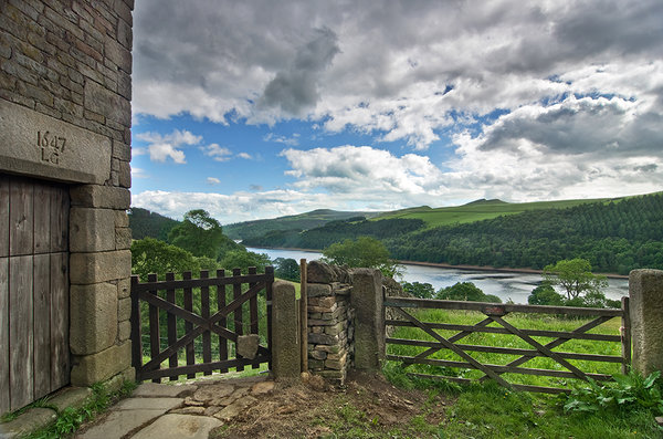 1647 - on the way to Derwent Edge