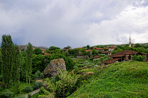 Village below Hattusha