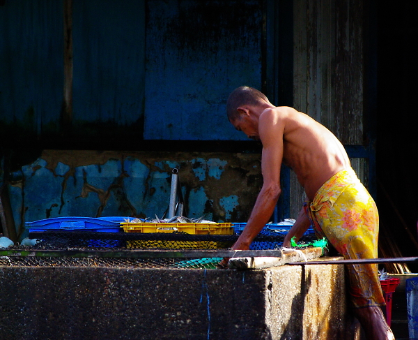 Washing fish