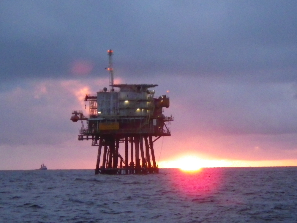 kinsale gasfield early morning