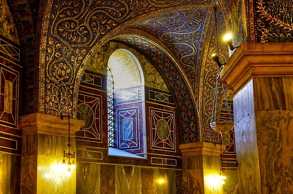 Inside the cathedral in Aachen