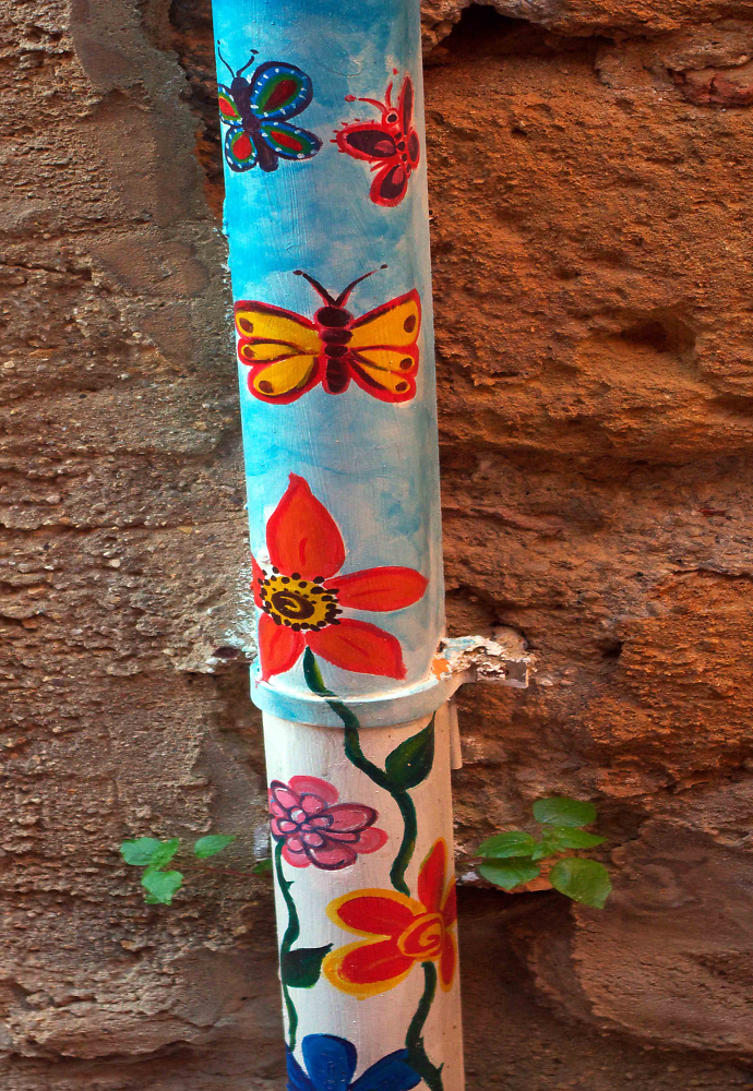 Colour in the backstreets of Sicily
