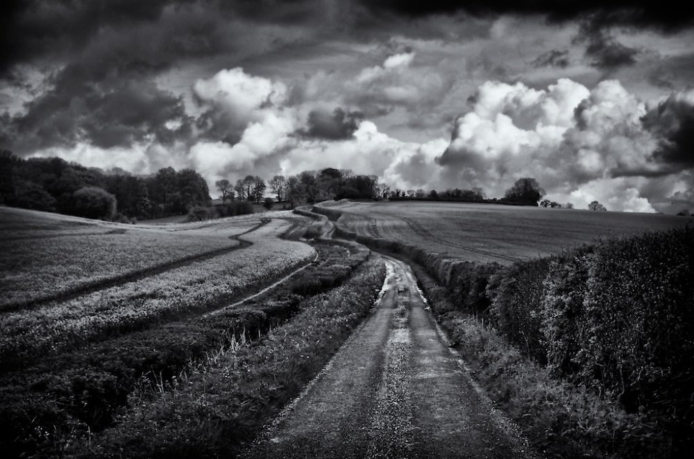 The road to Ashmansworth