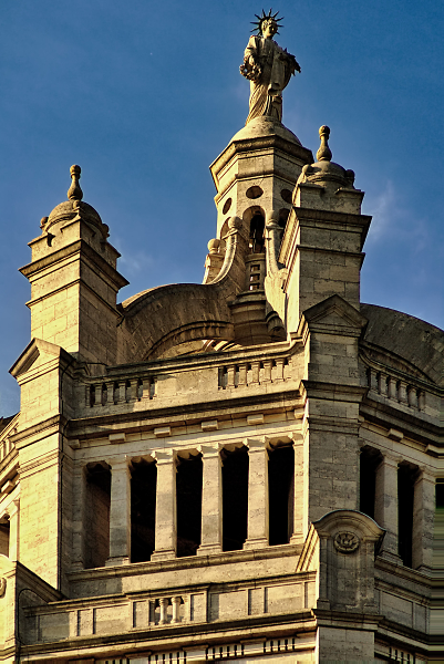 Victoria & Albert