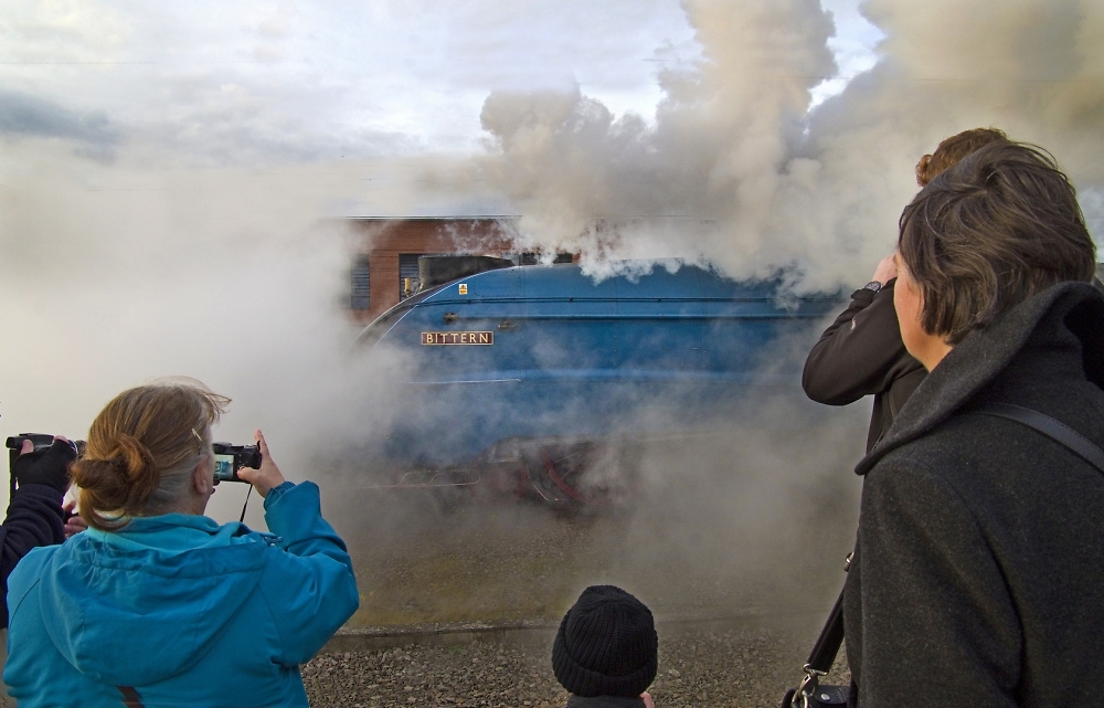 Photographing steam 2