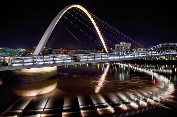 Millennium Bridge at night